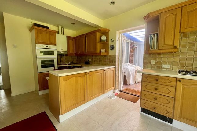 Bungalow for sale in Highclere, Sunninghill, Ascot