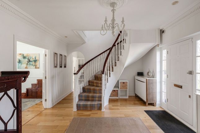 5 Summerswood Close, Kenley photo 4