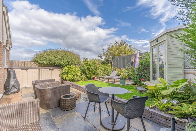 5 Laurel Crescent, Newport photo 4