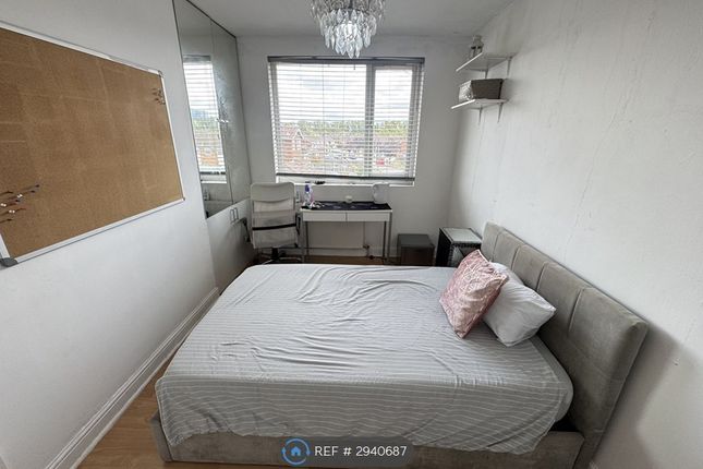 A Ninth Avenue, Luton photo 2