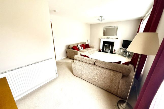 28, Silverwood Close, Hartlepool photo 5