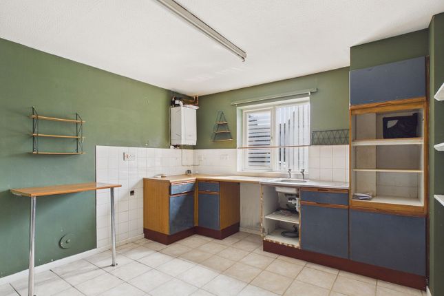6, Elmside, Ely photo 4