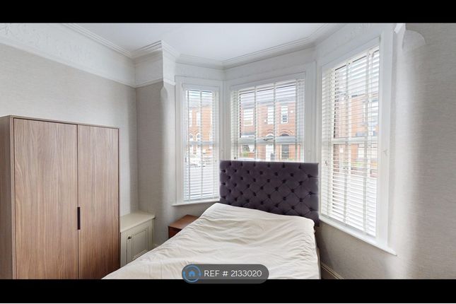 Thumbnail Room to rent in Parrin Lane, Eccles, Manchester