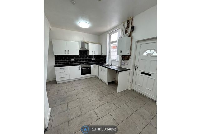 Crescent Road, Bolton photo 4