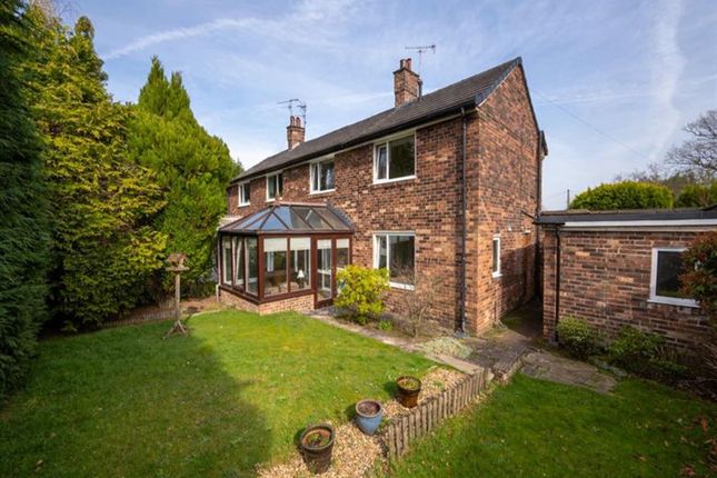 1 Warford Crescent, Alderley Edge photo 2