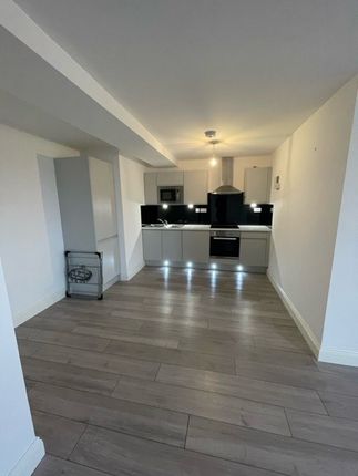 Flat 43, Cedar Apartments, North Street, Suffolk photo 2