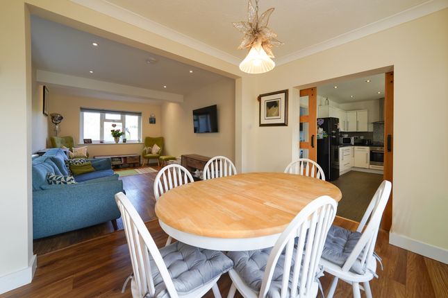 158 Little Shaw Lane, Markfield photo 2
