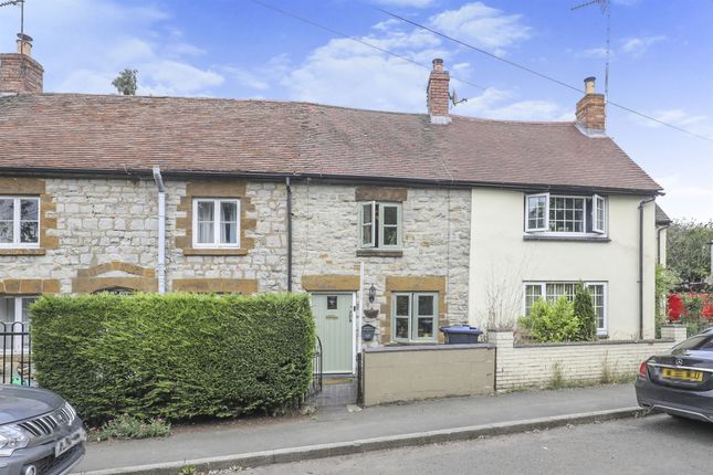 Terraced house for sale in Banbury Road, Kineton, Warwick