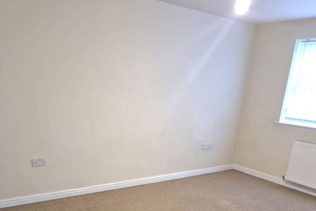 7, Montonfields Road, Eccles photo 4