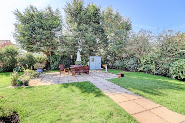 11B Oakengrove Court,, Oakengrove Road, Hazlemere photo 2