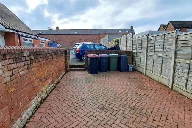 Room 2, 15, Queen Street, Telford photo 5