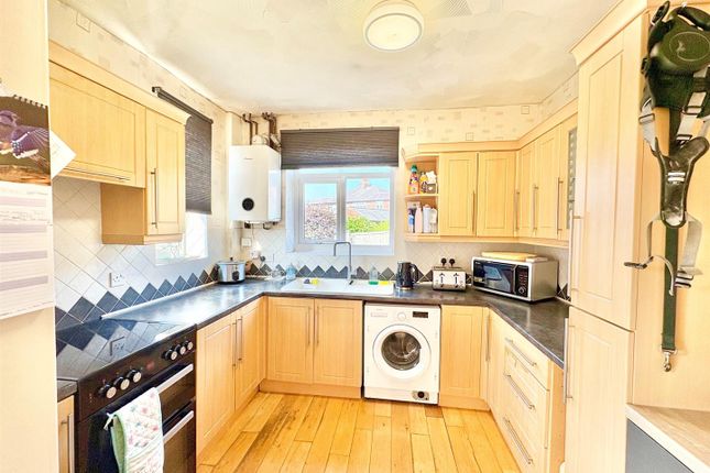 7, Entwistle Grove, Leigh photo 4