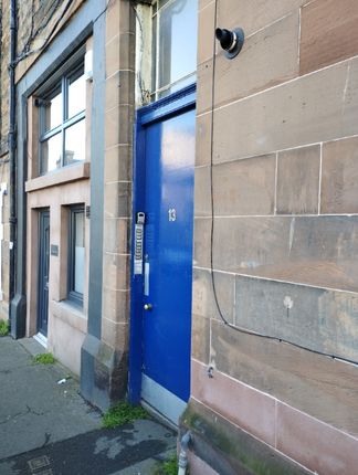 Thumbnail Flat to rent in Hawthornvale, Edinburgh