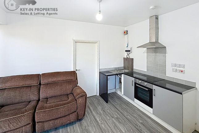 Flat 5, 4 Atkinson St, Shipley photo 4