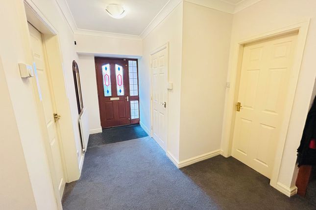 24, Fareham Close, Preston photo 3
