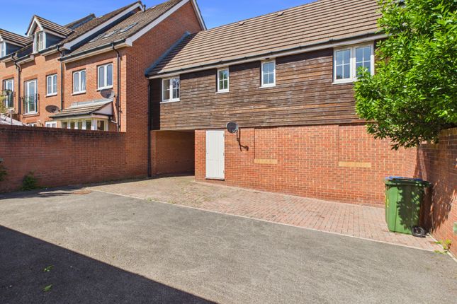 20 Jerome Street, Whiteley, Fareham photo 3