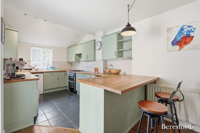 9, Blackmores, Essex photo 4