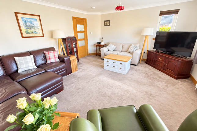 5, Bramblefield, Crieff photo 2
