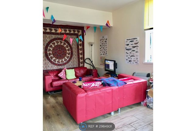 Flat, B High St Kings Heath, Birmingham photo 4