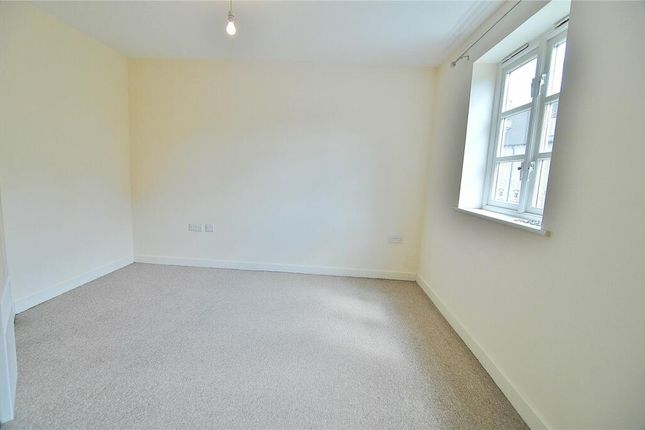 12 Home Orchard, Ebley, STROUD photo 3