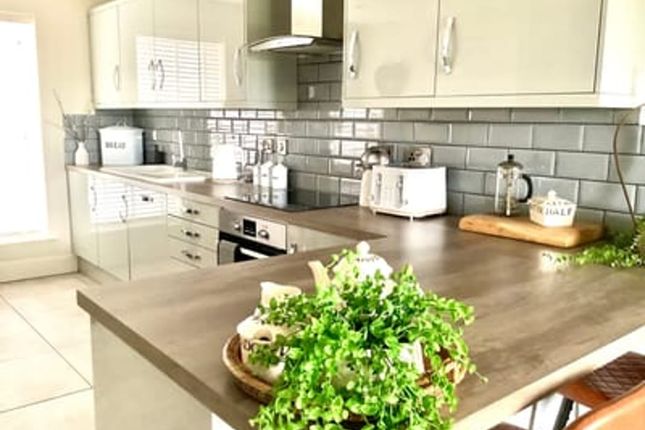 12, Blossom Grove, Retford photo 4