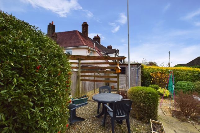 Garden - Ewemove Sales And Lettings