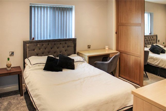 24, Southlands Mount, Keighley photo 4