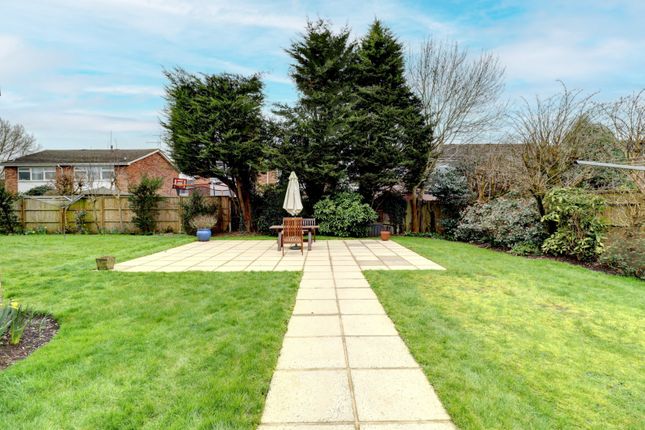 Flat for sale in Oakengrove Court, Oakengrove Road, Hazlemere, High Wycombe