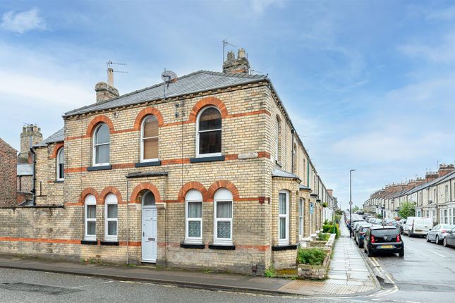 Thumbnail Flat for sale in Scarcroft Road, Off Bishopthorpe Road, York