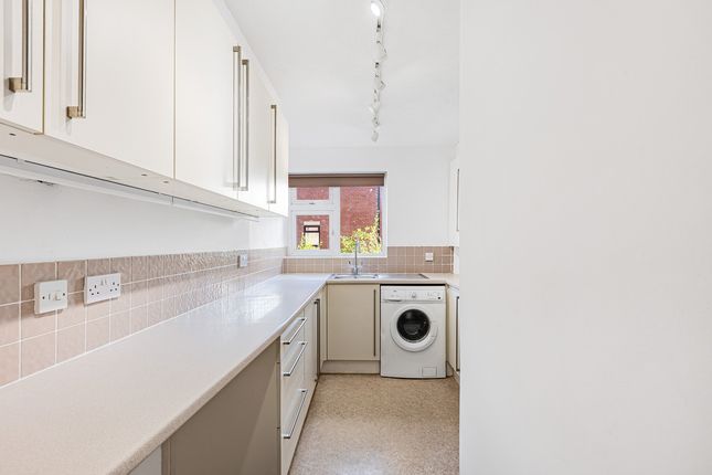 Flat 6, Guild House, Ormond Road, Wantage photo 3