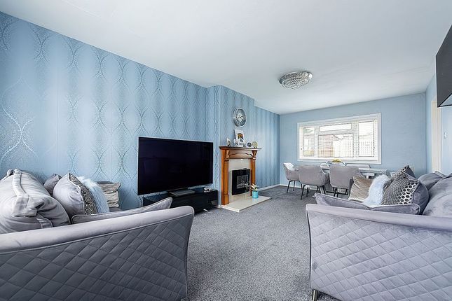 42, Myrtle Crescent, Roslin photo 3