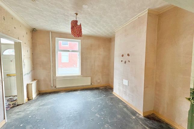 20, Shakerley Road, Tyldesley photo 2