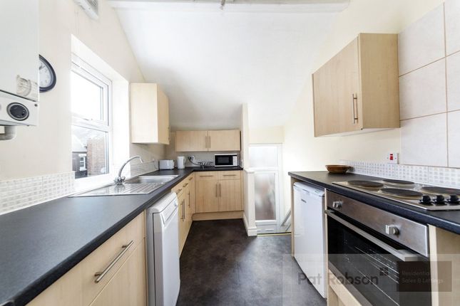 74, Kelvin Grove, Newcastle Upon Tyne photo 2