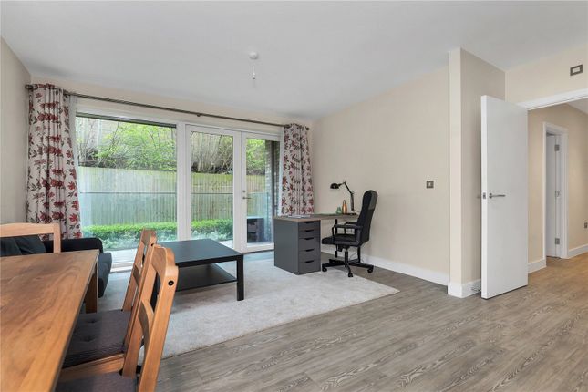 8, Knightly Avenue, Cambridgeshire photo 3