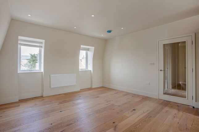 Flat to rent in St. Marks Road, Windsor