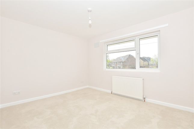 Bell Road, Maidstone photo 4