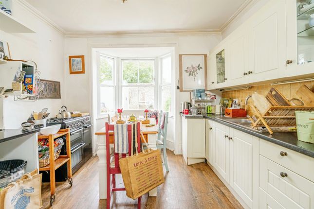 22, Glamis Street, Bognor Regis photo 3