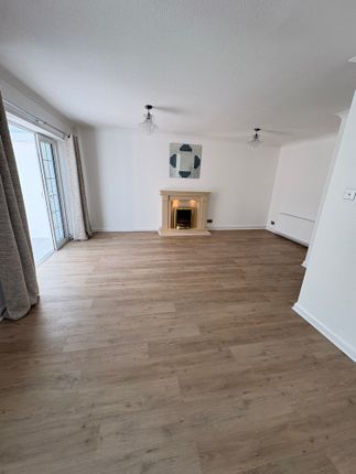 15C, Dittons Road, Eastbourne photo 3