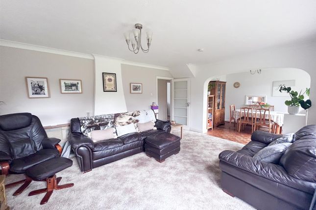 17, Summer Hill Road, Bexhill photo 2