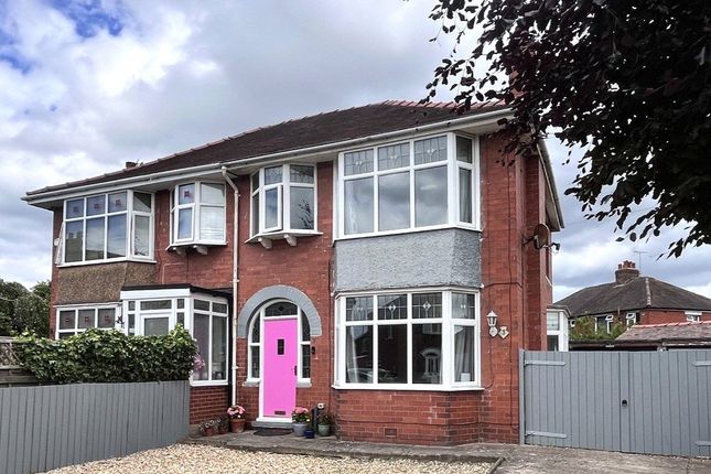 3-bed house on 3, Rosemede, Shrewsbury, £240,000