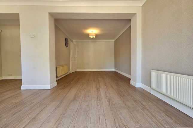 60, Pear Tree Road, BIRMINGHAM photo 4