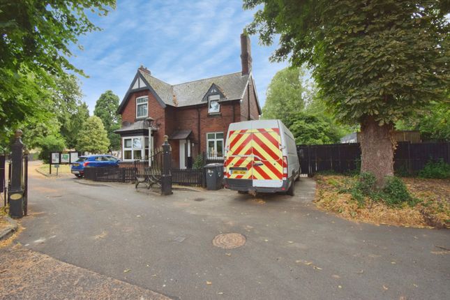 Cemetery House,, Loughborough Road, Leicester photo 2
