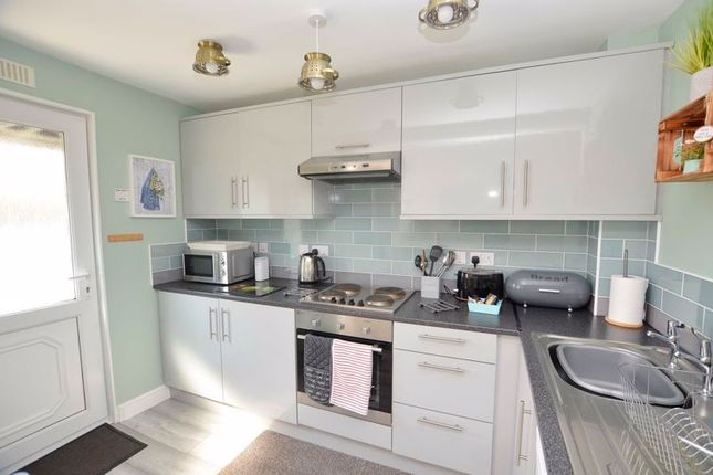 32 Galmpton Holiday Bungalows, Greenway Road, Brixham photo 3