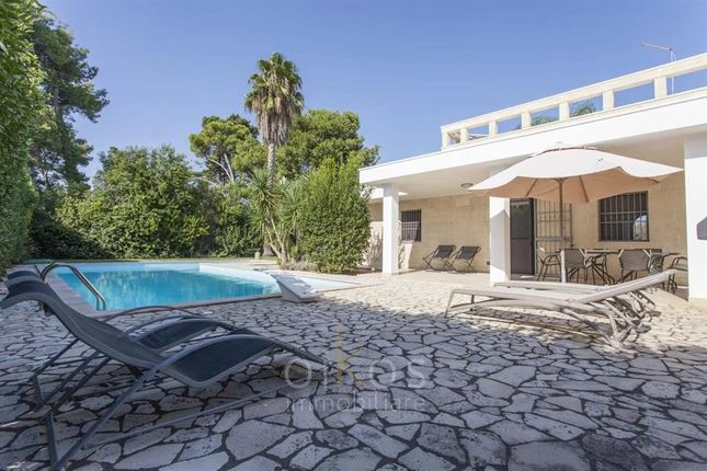 Villa for sale in Oria, Puglia, 72024, Italy