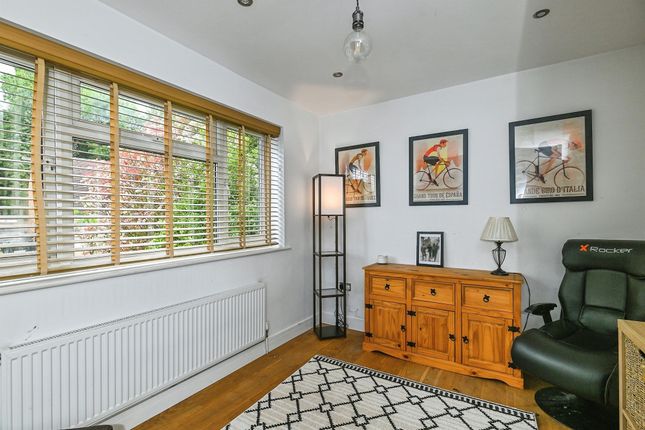 8, Trapham Road, Maidstone photo 4