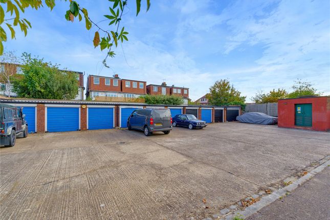 Burntwood Grange Road, London photo 2