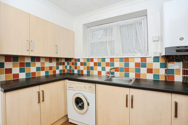 Flat 1/Chevening House, Chipperfield Road, Orpington photo 2