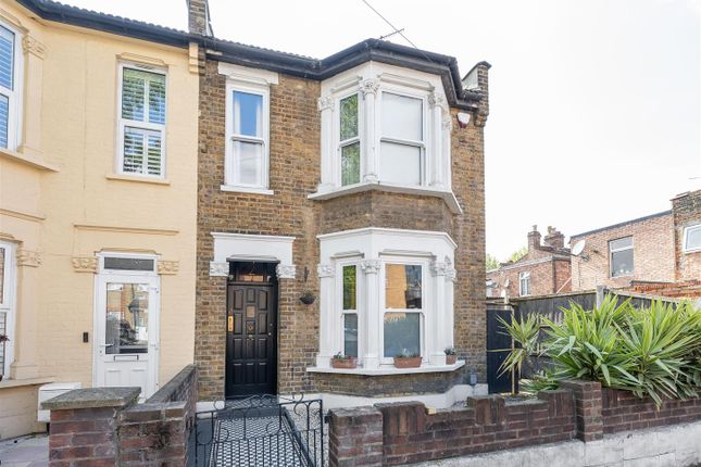 End terrace house for sale in Millicent Road, London