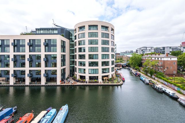 Flat for sale in Ice Wharf, 17 New Wharf Road
