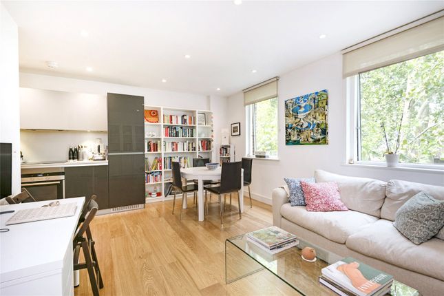 Thumbnail Flat to rent in Westking Place, Bloomsbury